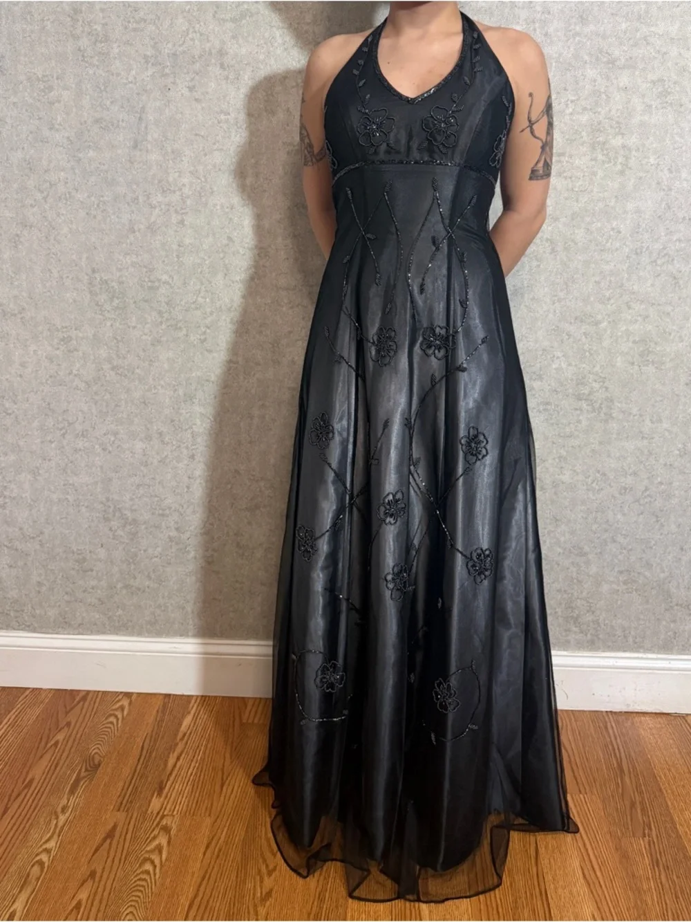 Vintage Cache Beaded Halter Neck Evening Dress with beaded details - Picture 11 of 11